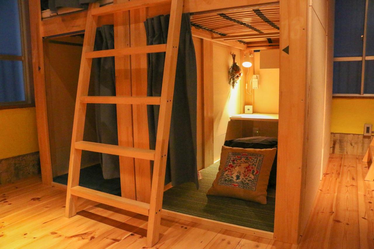 Konyamachi Guest House Kuku Takamatsu Bagian luar foto